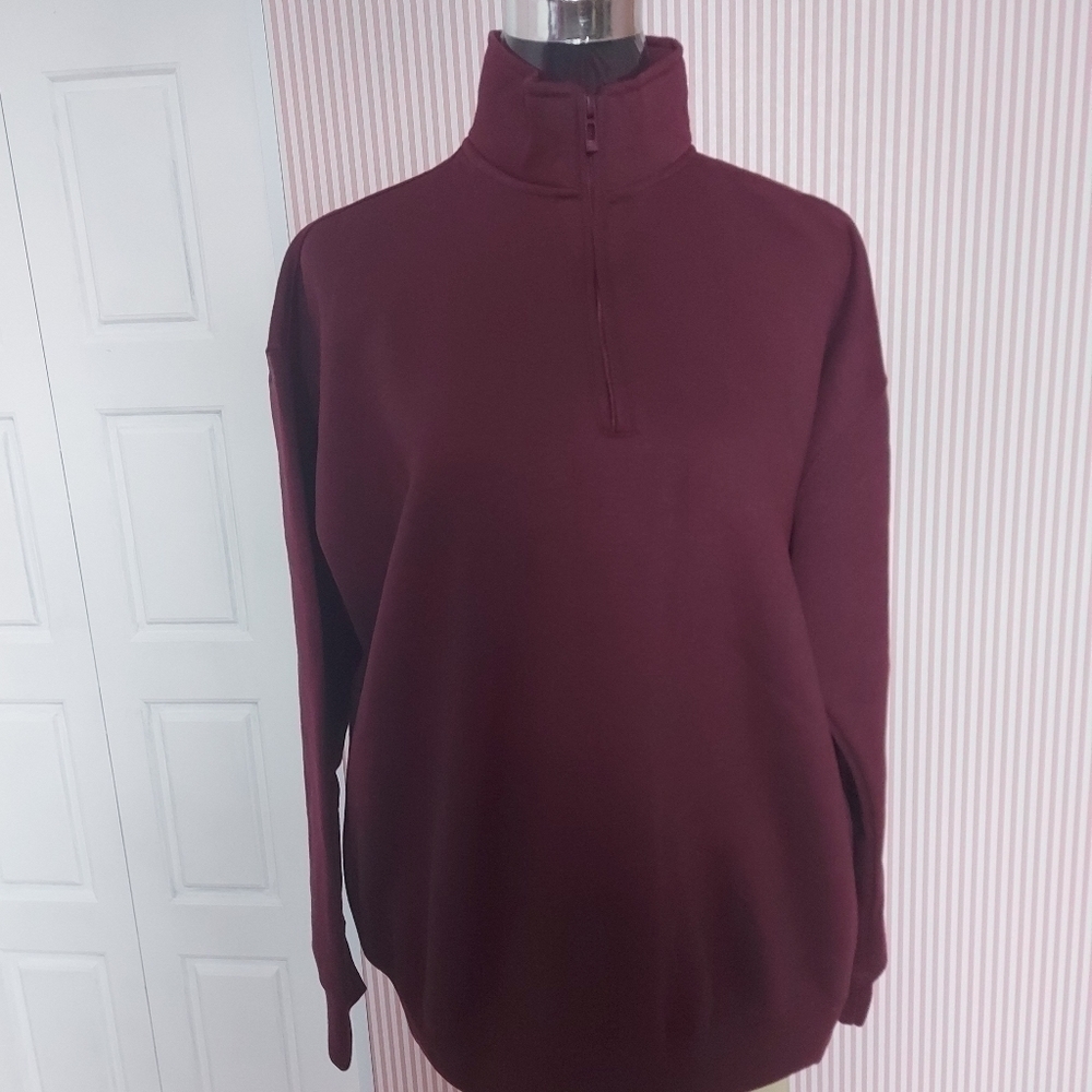 Relaxed Fit Quarter-Zip Sweatshirt Minimalist Streetwear Cozy Chic